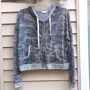 DANCE & MARVEL Camo Hoodie, size S